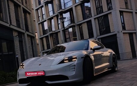 Porsche Taycan I, 2021 год, 7 890 000 рублей, 1 фотография
