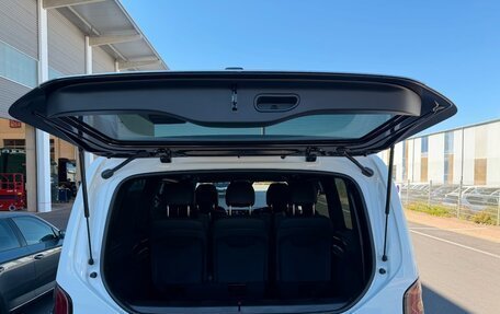 Mercedes-Benz V-Класс, 2025 год, 12 400 000 рублей, 11 фотография