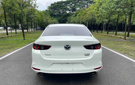 Mazda 3, 2023 год, 1 820 000 рублей, 5 фотография