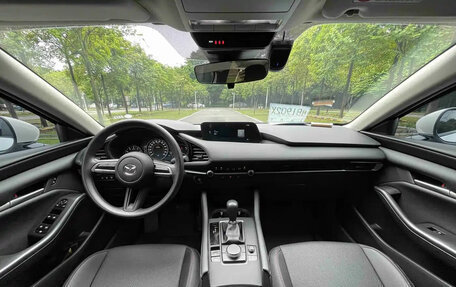 Mazda 3, 2023 год, 1 820 000 рублей, 17 фотография