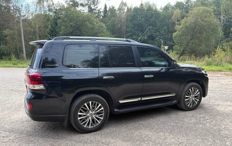 Toyota Land Cruiser 200, 2017 год, 5 500 000 рублей, 11 фотография