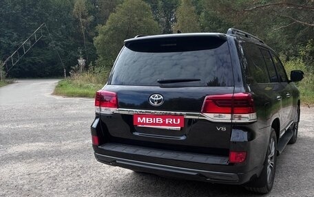 Toyota Land Cruiser 200, 2017 год, 5 500 000 рублей, 8 фотография