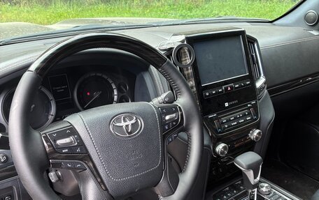 Toyota Land Cruiser 200, 2017 год, 5 500 000 рублей, 20 фотография