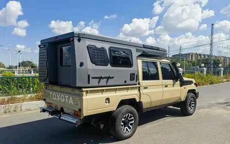 Toyota Land Cruiser 70, 2023 год, 5 200 000 рублей, 5 фотография