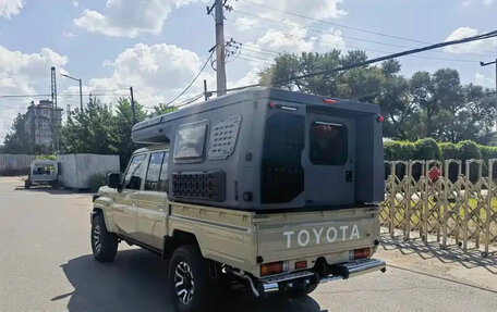 Toyota Land Cruiser 70, 2023 год, 5 200 000 рублей, 7 фотография