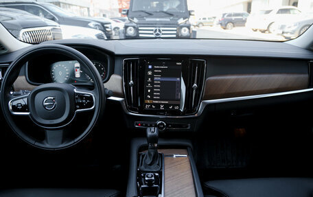 Volvo S90 II рестайлинг, 2019 год, 3 190 000 рублей, 8 фотография