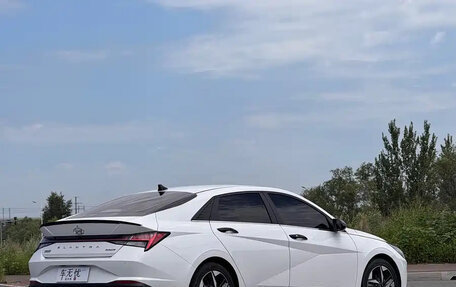 Hyundai Elantra, 2022 год, 1 400 000 рублей, 4 фотография