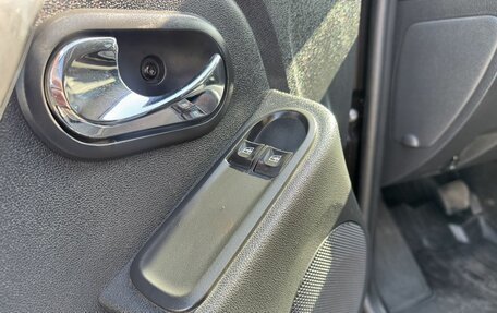 Renault Duster I рестайлинг, 2017 год, 1 300 000 рублей, 13 фотография