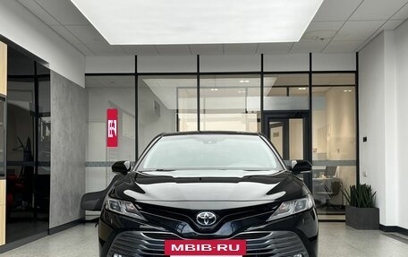 Toyota Camry, 2018 год, 2 400 000 рублей, 2 фотография