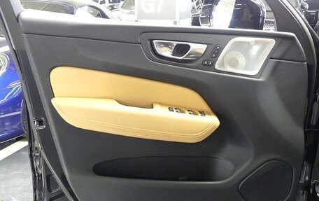 Volvo XC60 II, 2022 год, 5 500 000 рублей, 4 фотография