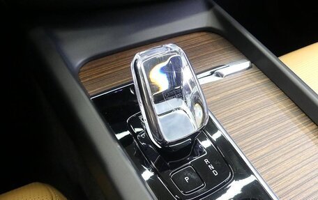 Volvo XC60 II, 2022 год, 5 500 000 рублей, 13 фотография