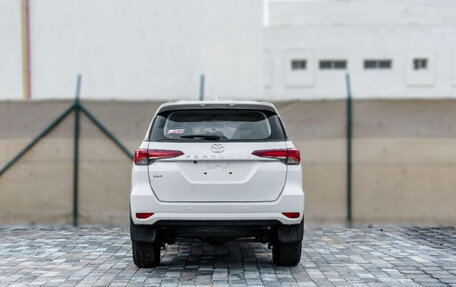 Toyota Fortuner II, 2026 год, 7 255 550 рублей, 2 фотография