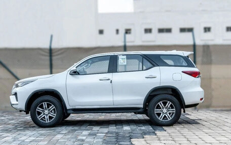 Toyota Fortuner II, 2026 год, 7 255 550 рублей, 3 фотография