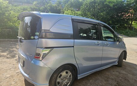 Honda Freed I, 2012 год, 750 000 рублей, 5 фотография