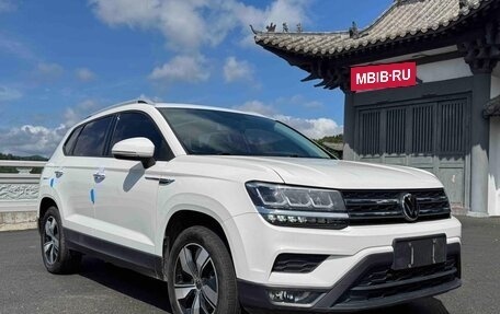 Volkswagen Tharu, 2022 год, 1 654 000 рублей, 3 фотография
