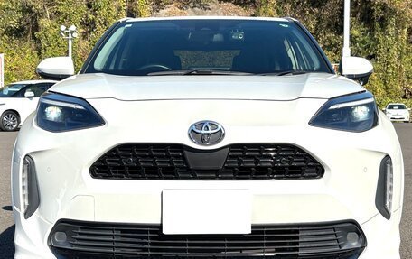 Toyota Yaris Cross, 2022 год, 1 371 000 рублей, 2 фотография