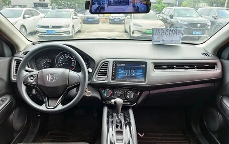 Honda Vezel, 2022 год, 1 450 001 рублей, 9 фотография