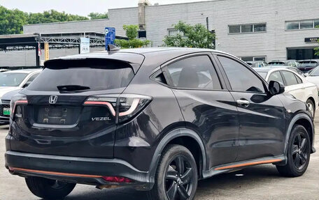 Honda Vezel, 2022 год, 1 450 001 рублей, 6 фотография