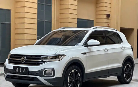 Volkswagen T-Cross I, 2022 год, 1 250 001 рублей, 1 фотография