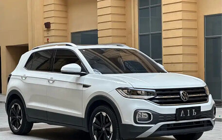 Volkswagen T-Cross I, 2022 год, 1 250 001 рублей, 3 фотография
