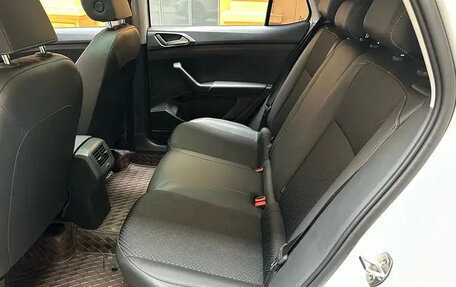 Volkswagen T-Cross I, 2022 год, 1 250 001 рублей, 10 фотография
