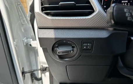Volkswagen T-Cross I, 2022 год, 1 250 001 рублей, 14 фотография