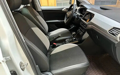 Volkswagen T-Cross I, 2022 год, 1 250 001 рублей, 11 фотография