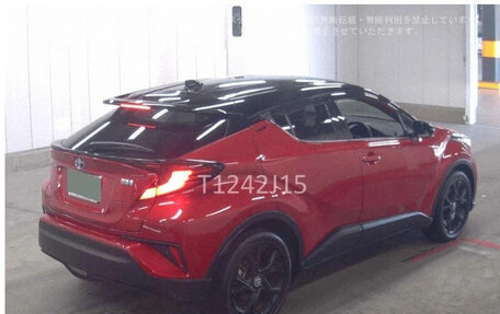 Toyota C-HR I рестайлинг, 2022 год, 2 200 030 рублей, 5 фотография