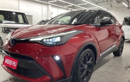 Toyota C-HR I рестайлинг, 2022 год, 2 200 030 рублей, 2 фотография