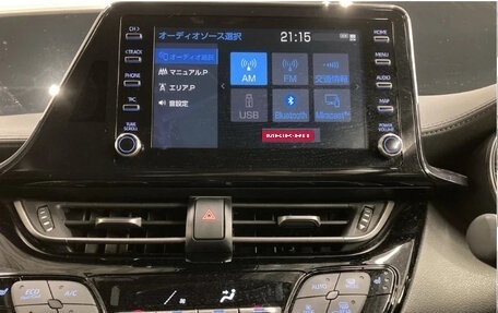 Toyota C-HR I рестайлинг, 2022 год, 2 200 030 рублей, 10 фотография