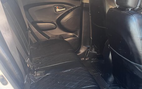 Hyundai ix35 I рестайлинг, 2012 год, 1 200 000 рублей, 3 фотография
