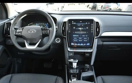 Hyundai ix35, 2023 год, 3 090 000 рублей, 5 фотография