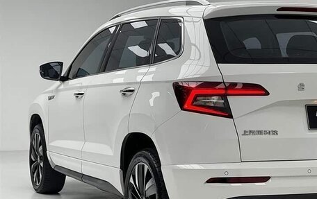 Skoda Karoq I, 2022 год, 1 740 000 рублей, 7 фотография