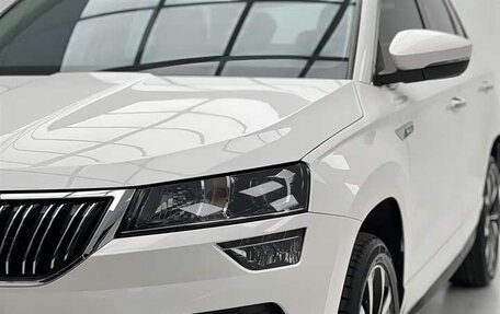 Skoda Karoq I, 2022 год, 1 740 000 рублей, 4 фотография