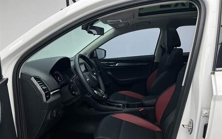 Skoda Karoq I, 2022 год, 1 740 000 рублей, 20 фотография