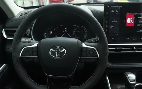 Toyota Highlander, 2026 год, 5 250 000 рублей, 7 фотография