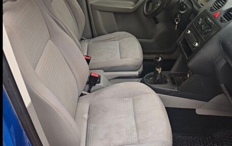 Volkswagen Caddy III рестайлинг, 2008 год, 400 000 рублей, 1 фотография