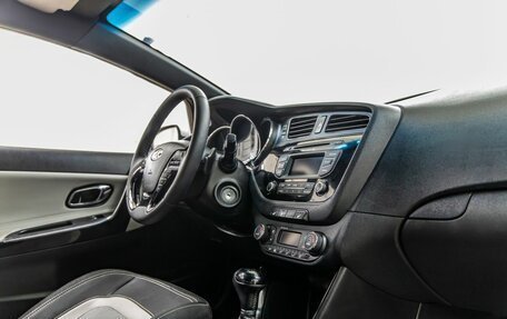 KIA cee'd III, 2015 год, 938 000 рублей, 29 фотография