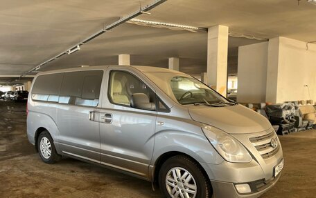 Hyundai H-1 II рестайлинг, 2015 год, 1 799 000 рублей, 4 фотография
