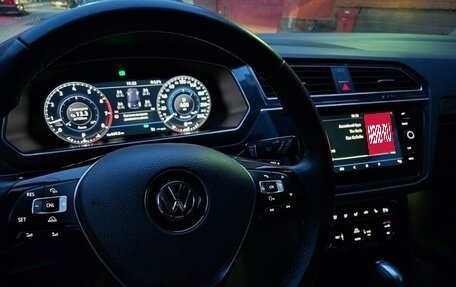 Volkswagen Tiguan II, 2017 год, 2 400 000 рублей, 12 фотография