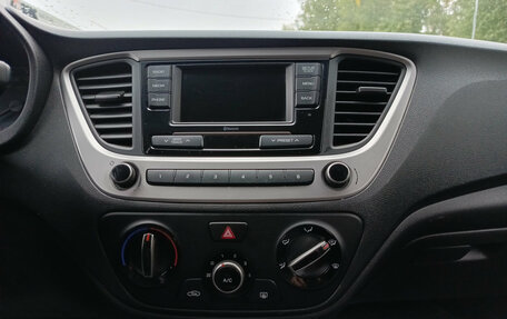 Hyundai Solaris II рестайлинг, 2018 год, 866 000 рублей, 18 фотография