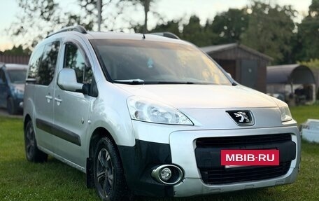 Peugeot Partner II рестайлинг 2, 2012 год, 350 000 рублей, 3 фотография