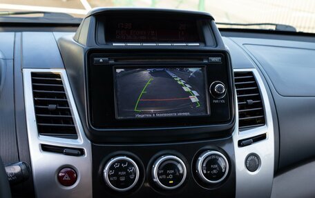 Mitsubishi Pajero Sport II рестайлинг, 2014 год, 1 895 000 рублей, 14 фотография
