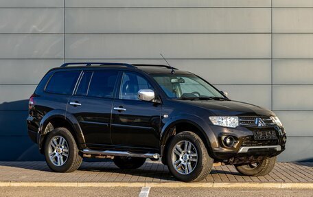 Mitsubishi Pajero Sport II рестайлинг, 2014 год, 1 895 000 рублей, 3 фотография