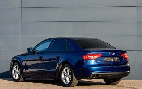 Audi A4, 2015 год, 1 500 000 рублей, 10 фотография