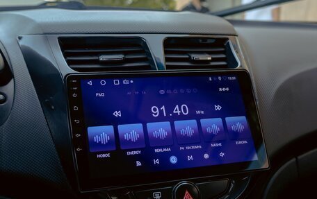 Hyundai Solaris II рестайлинг, 2016 год, 995 000 рублей, 14 фотография