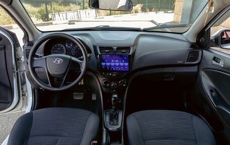 Hyundai Solaris II рестайлинг, 2016 год, 995 000 рублей, 16 фотография