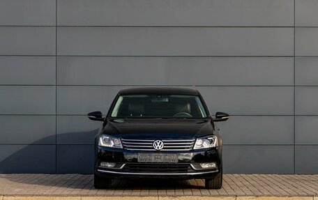 Volkswagen Passat B7, 2013 год, 1 300 000 рублей, 2 фотография
