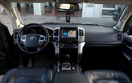 Toyota Land Cruiser 200, 2015 год, 3 800 000 рублей, 19 фотография