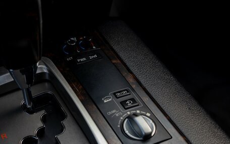 Toyota Land Cruiser 200, 2015 год, 3 800 000 рублей, 18 фотография